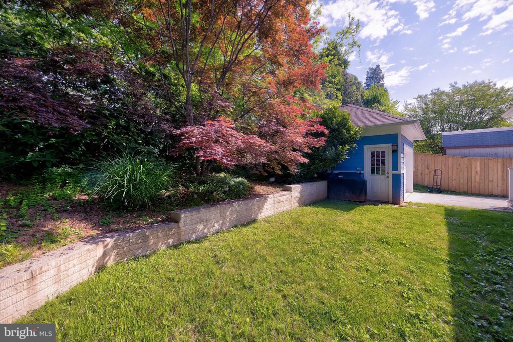 5917 WILMETT ROAD