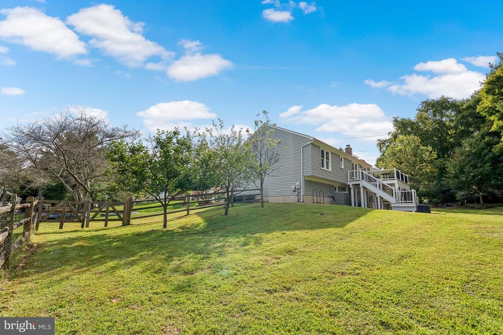 12205 HORSE CENTER ROAD
