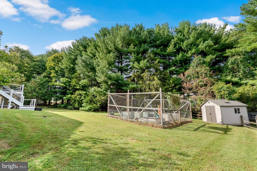 12205 HORSE CENTER ROAD