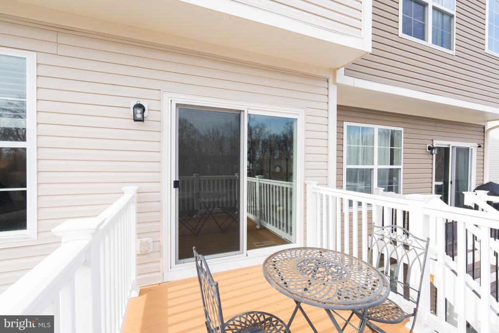 9507 Sycamore Grv