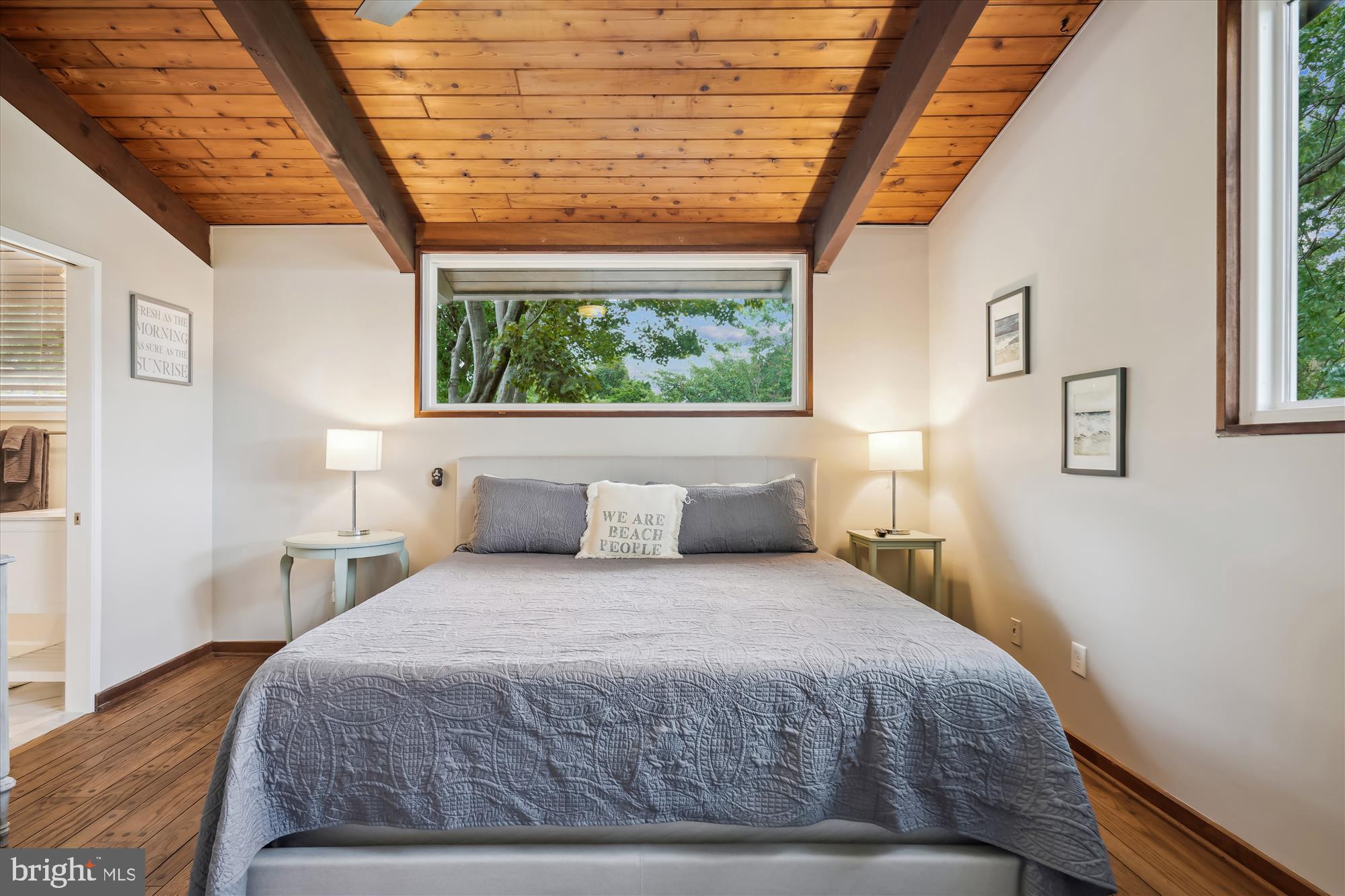 416 Beachside DRIVE