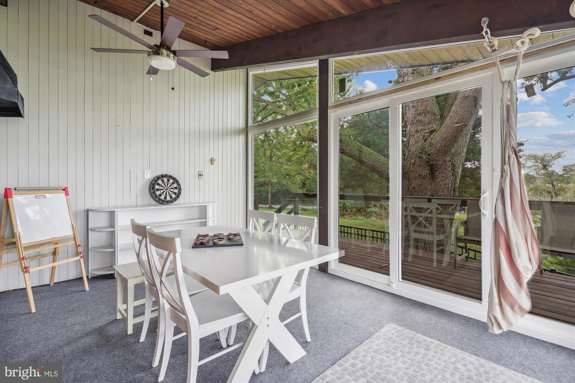 416 Beachside DRIVE