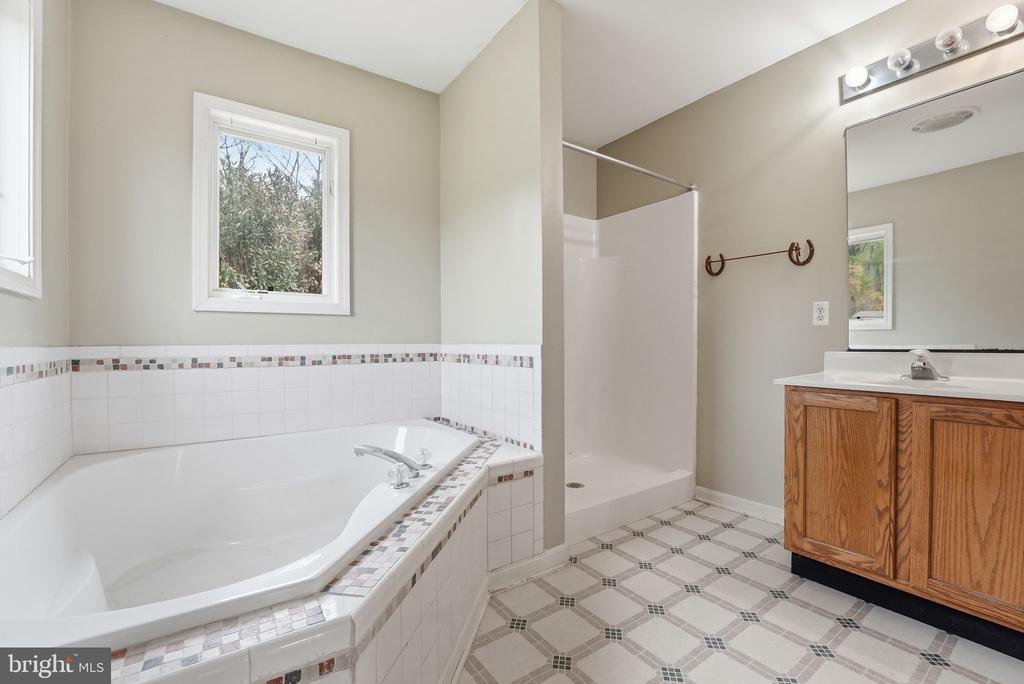 1901 MISTY MEADOWS LANE