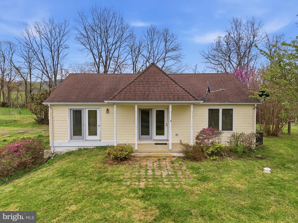 1901 MISTY MEADOWS LANE
