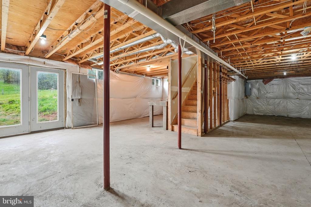 1901 MISTY MEADOWS LANE