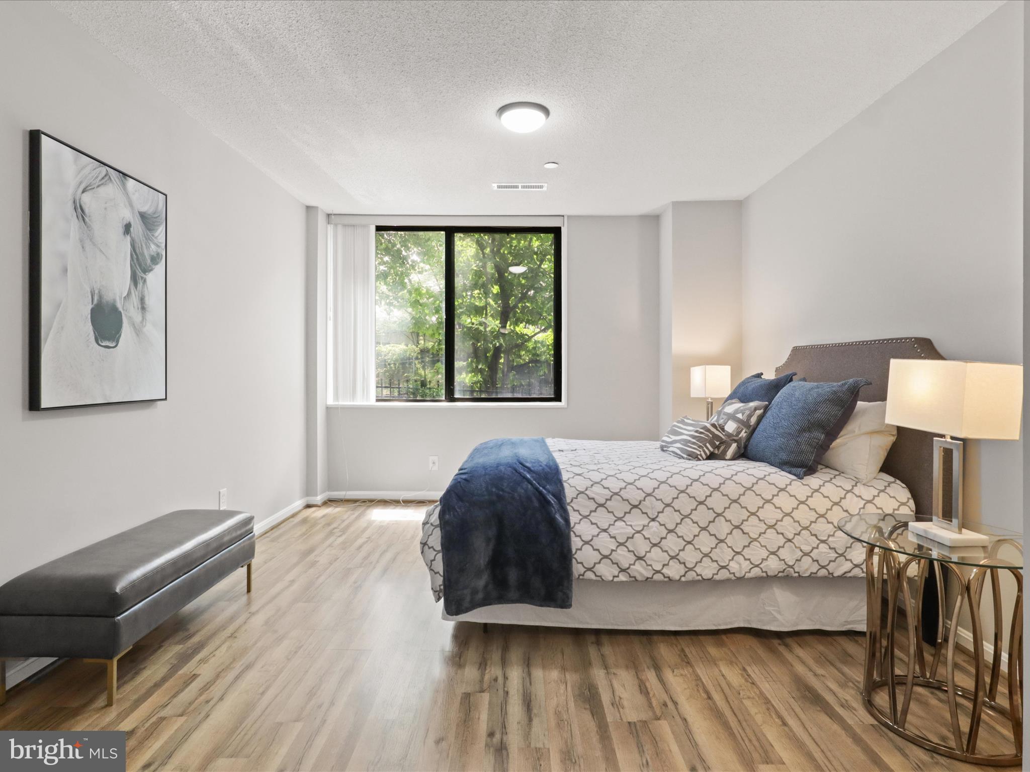 3713 S GEORGE MASON DRIVE T2W