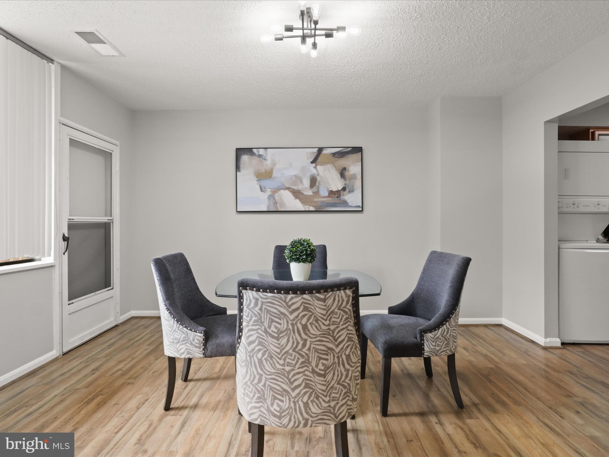 3713 S GEORGE MASON DRIVE T2W