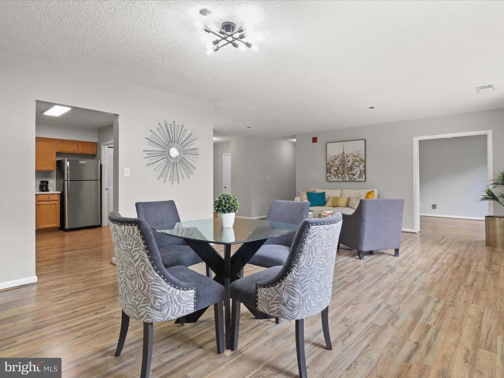 3713 S GEORGE MASON DRIVE T2W