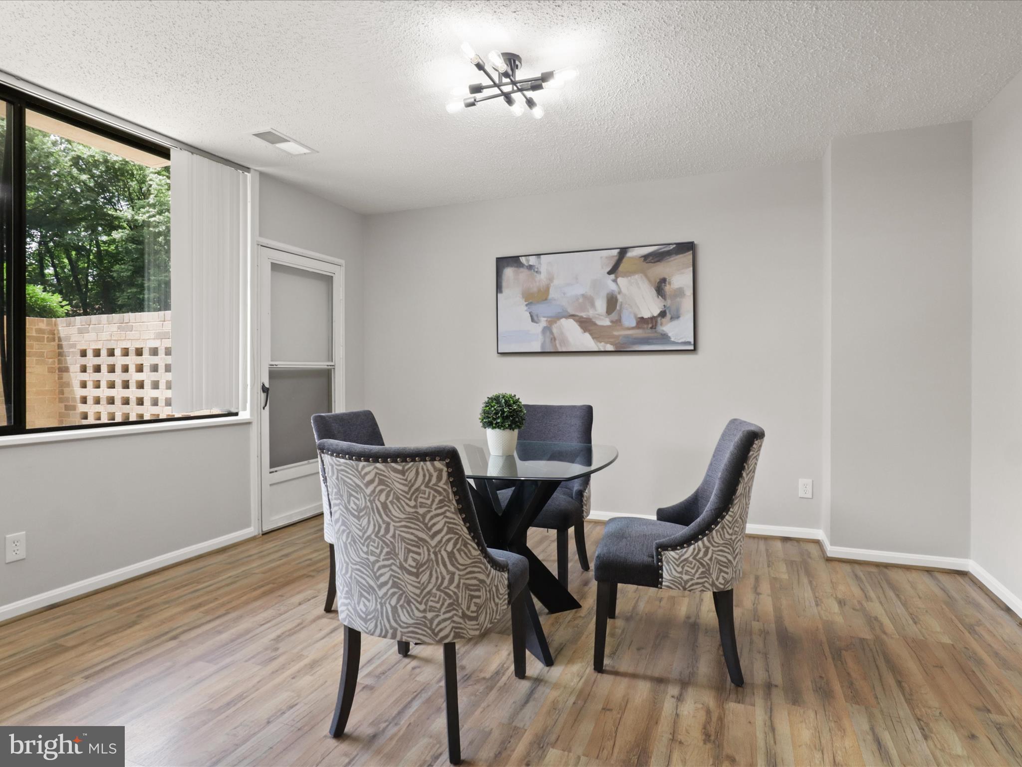 3713 S GEORGE MASON DRIVE T2W