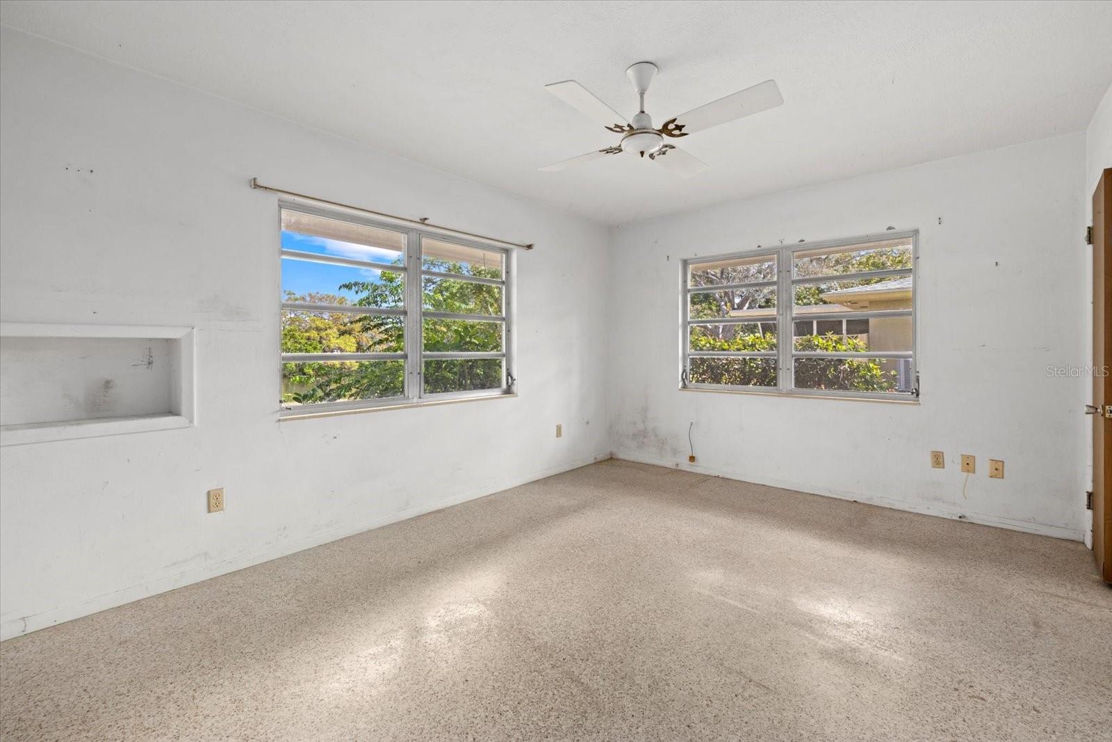3466 TANGLEWOOD DR