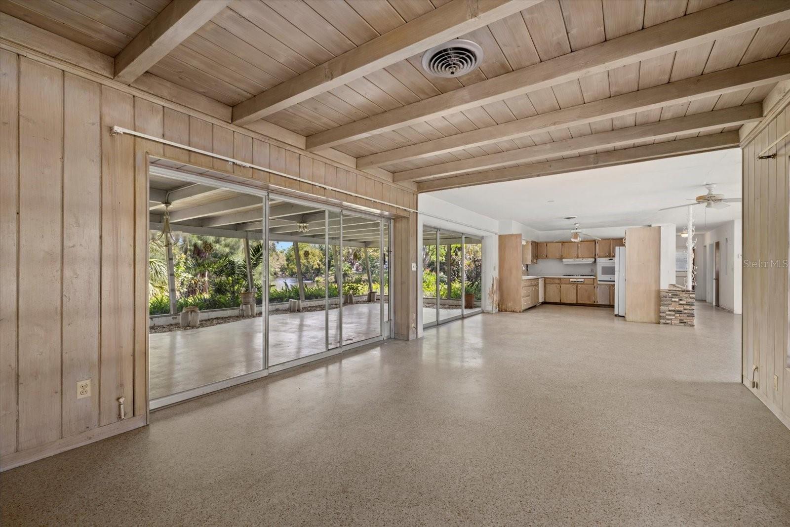 3466 TANGLEWOOD DR