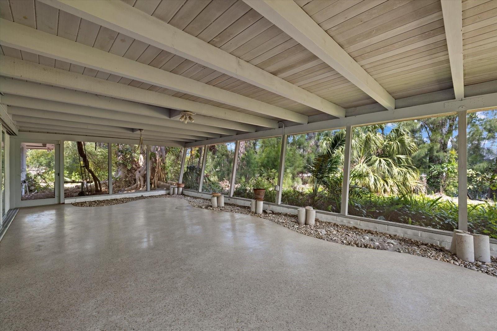 3466 TANGLEWOOD DR