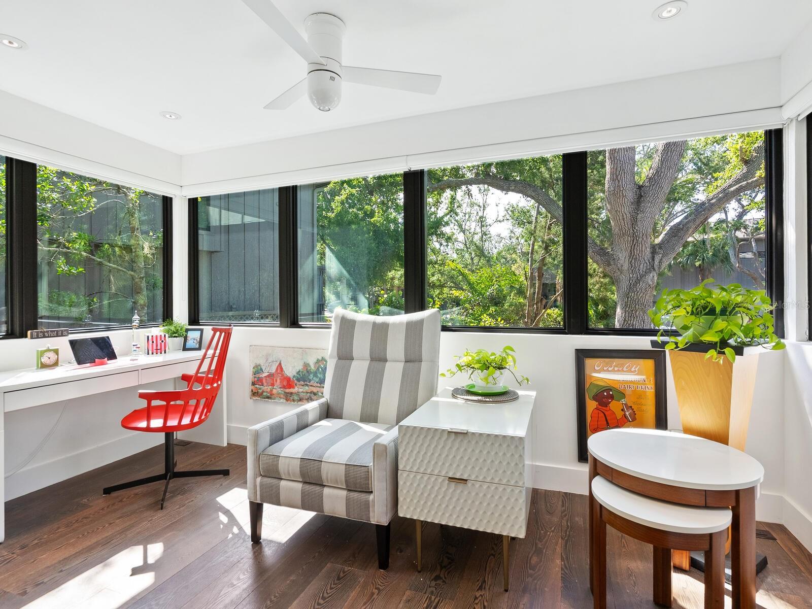 1493 LANDINGS LAKE DR #32