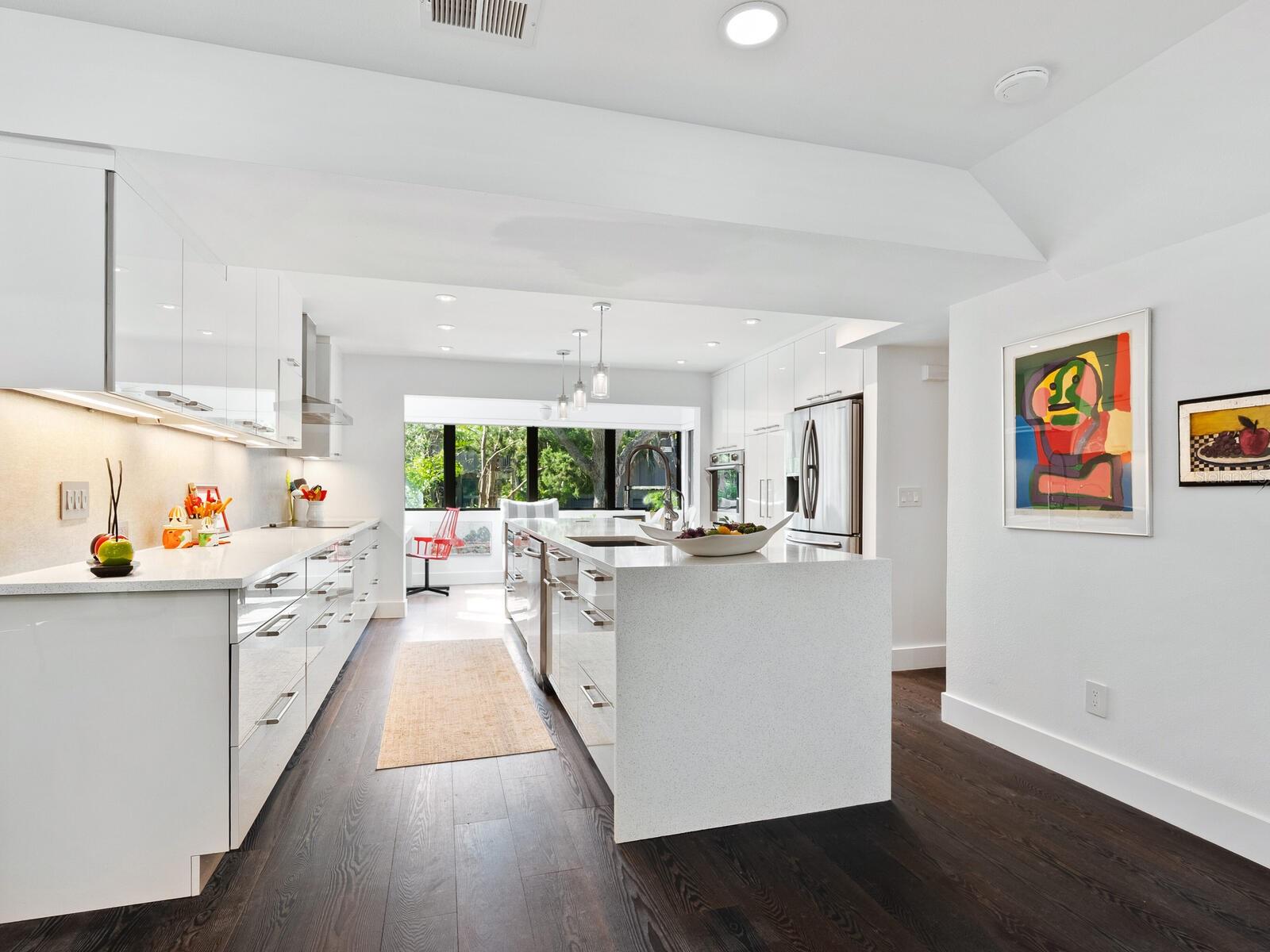 1493 LANDINGS LAKE DR #32