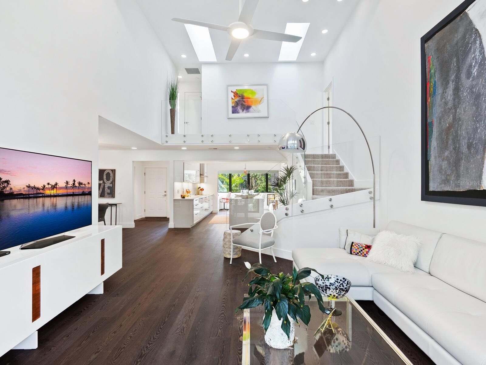 1493 LANDINGS LAKE DR #32