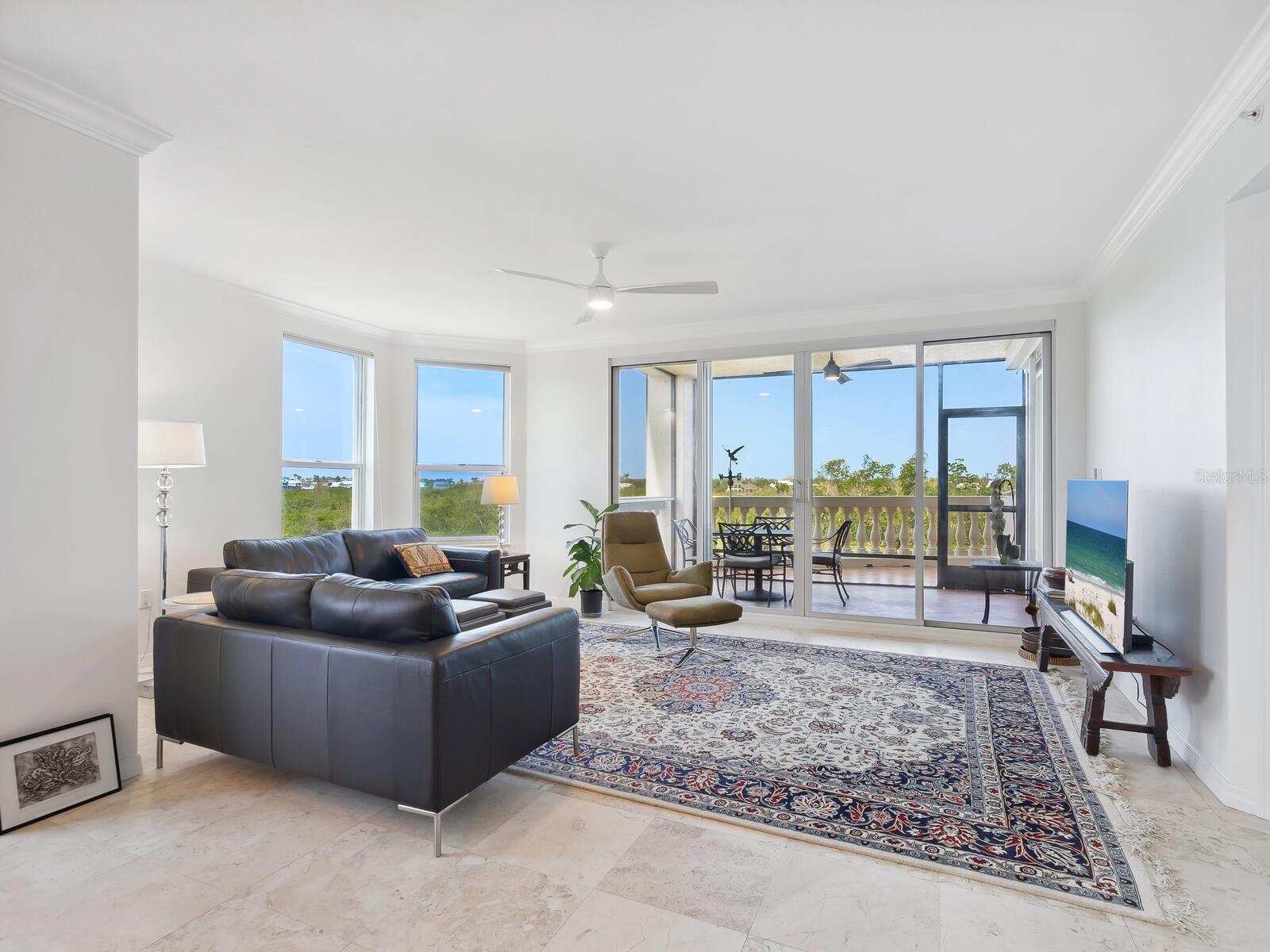 5430 EAGLES POINT CIR #101