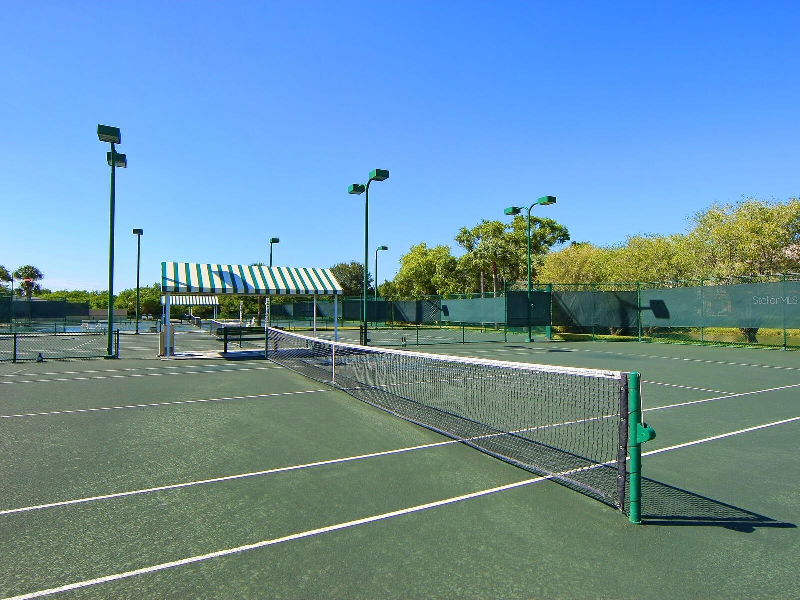 5430 EAGLES POINT CIR #101