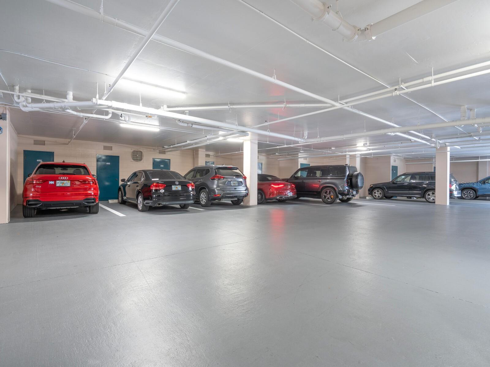 5420 EAGLES POINT CIR #106