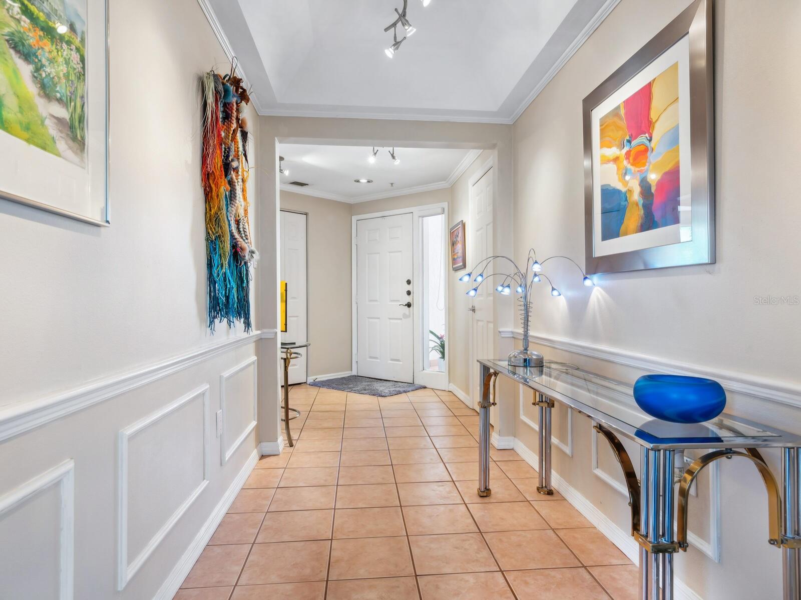 5420 EAGLES POINT CIR #106