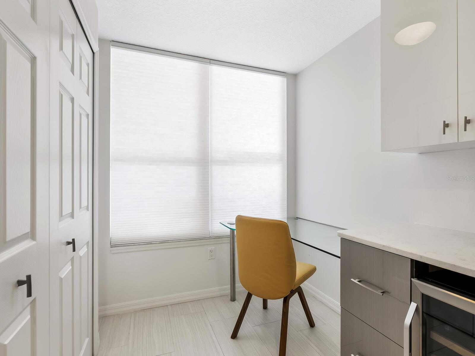 5420 EAGLES POINT CIR #105