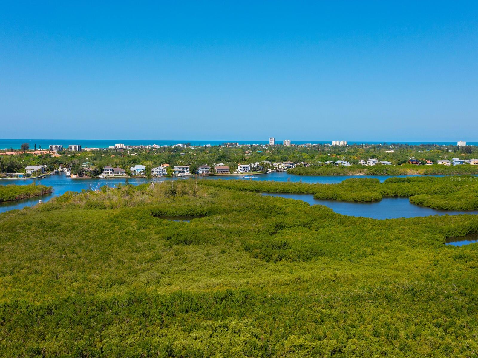 5420 EAGLES POINT CIR #105