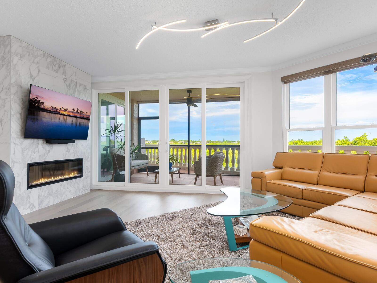 5420 EAGLES POINT CIR #105