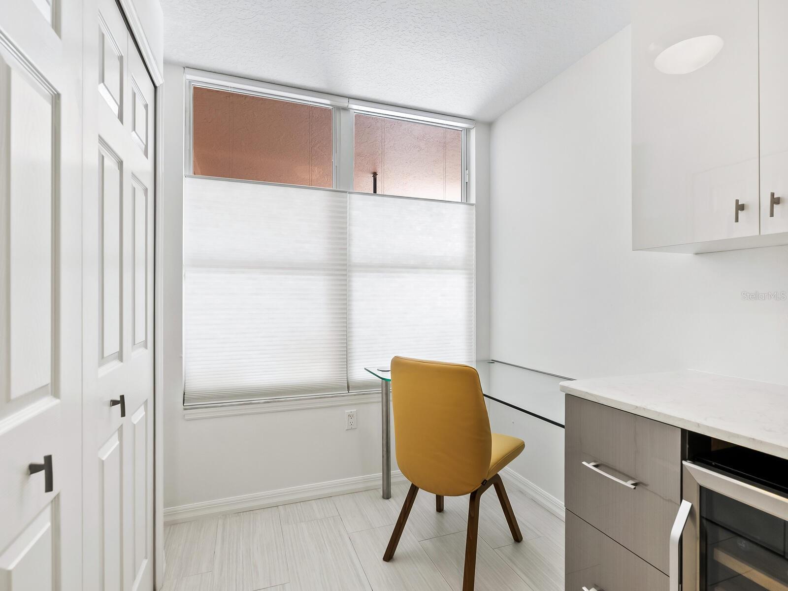 5420 EAGLES POINT CIR #105