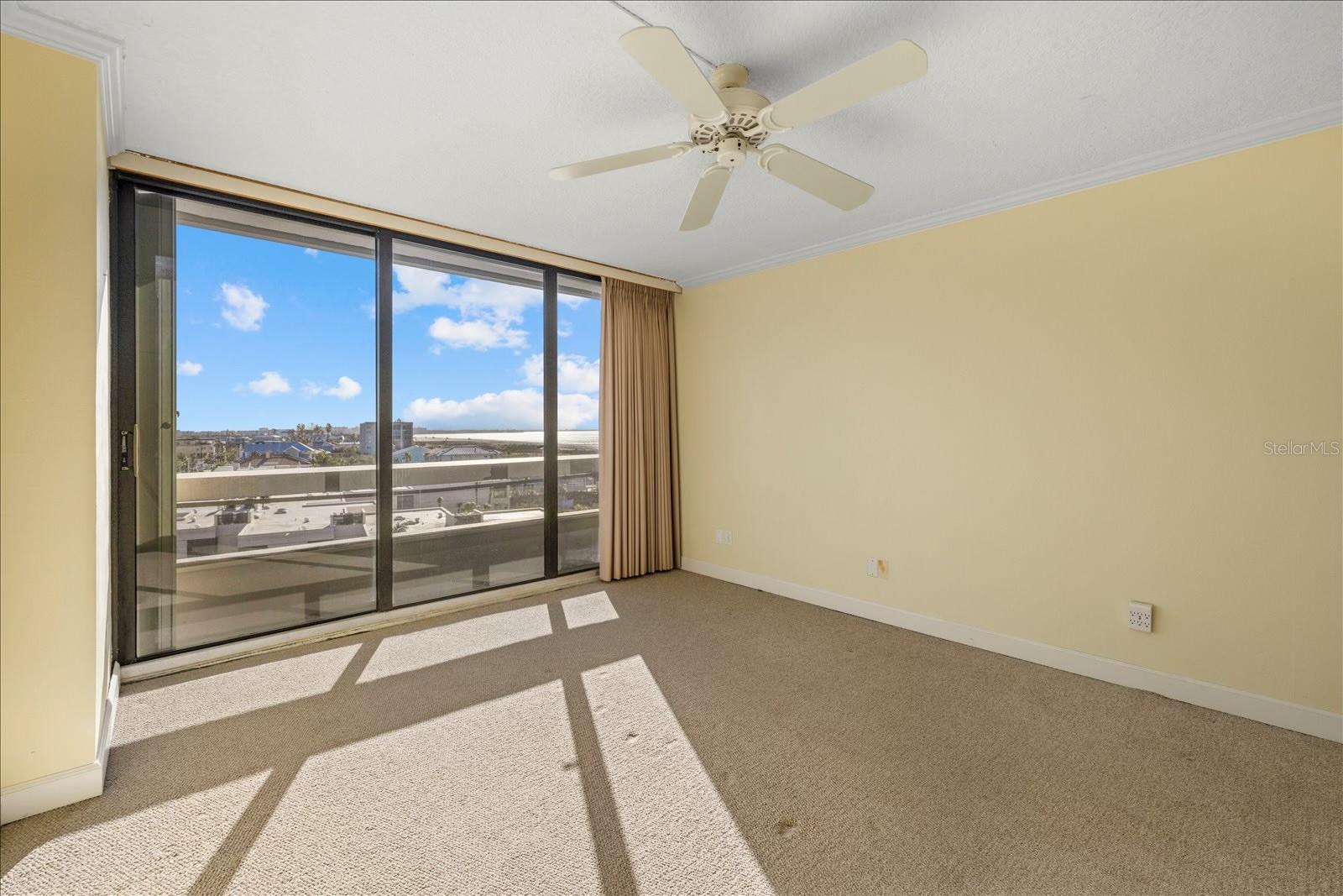 5400 OCEAN BLVD #6-4