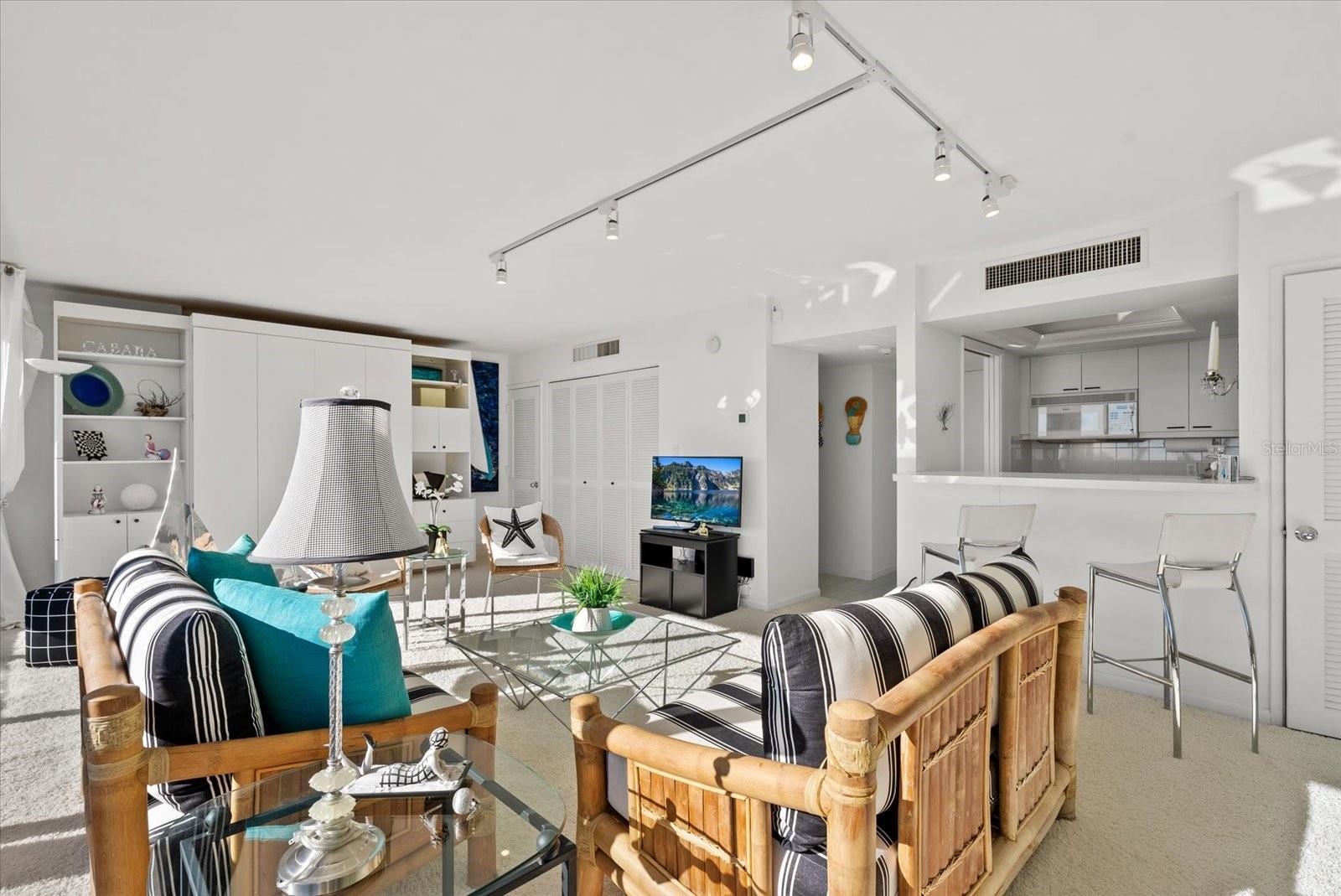 5400 OCEAN BLVD #8-05