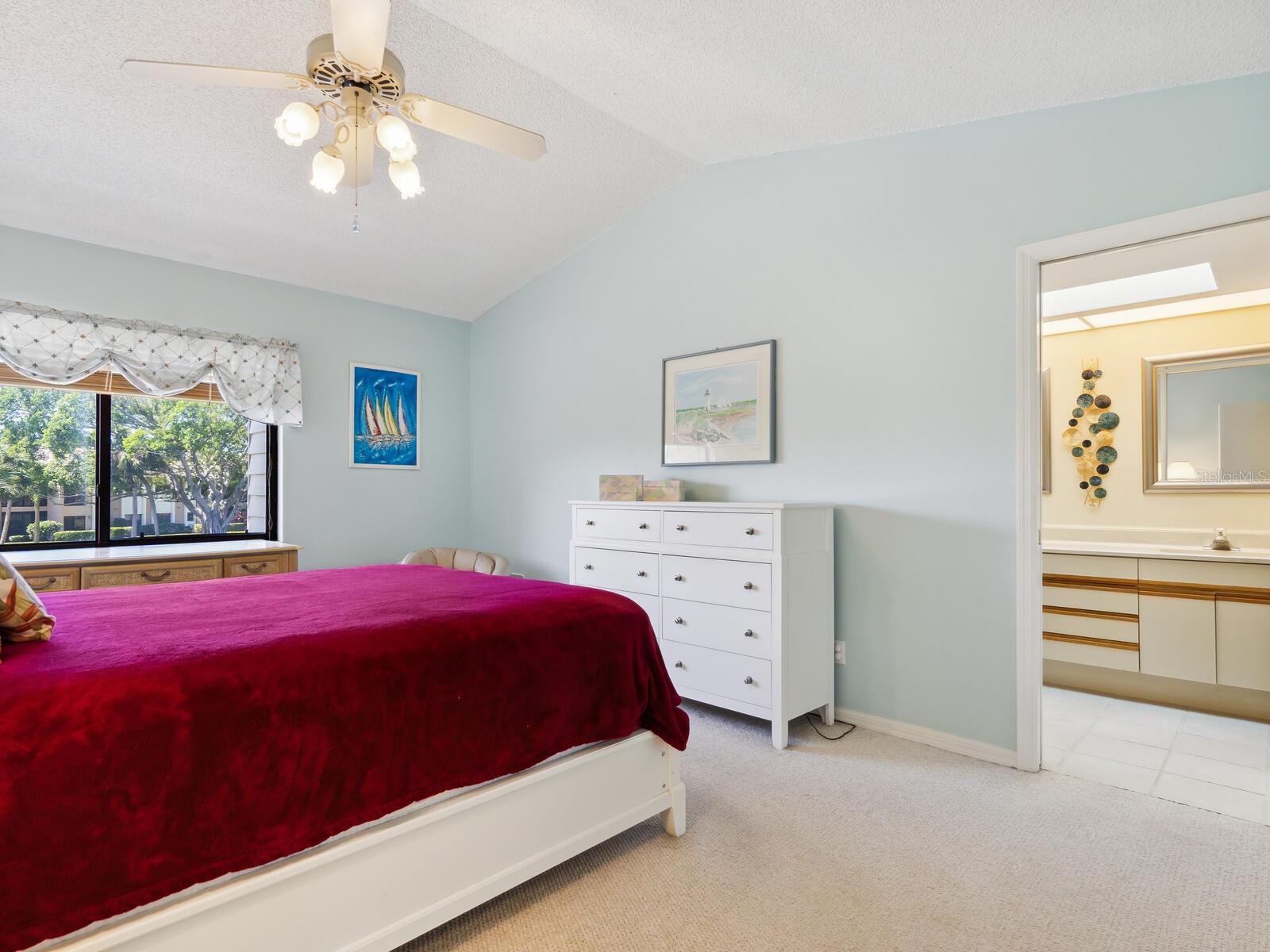 5228 LANDINGS BLVD #202