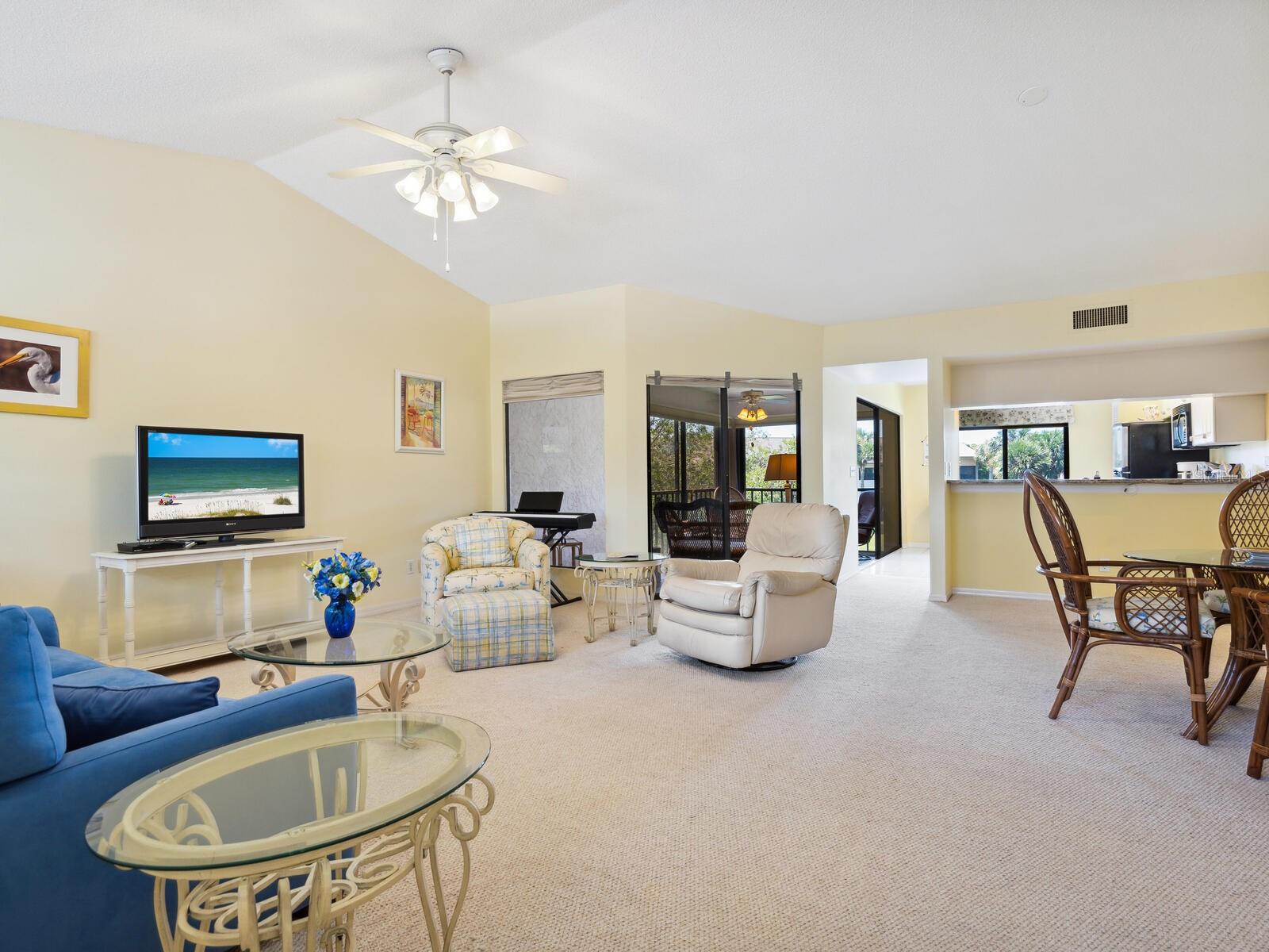 5228 LANDINGS BLVD #202