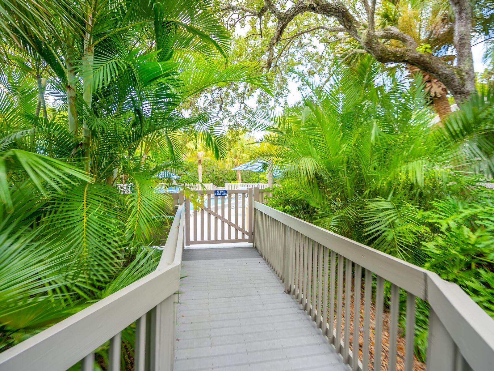 5228 LANDINGS BLVD #202