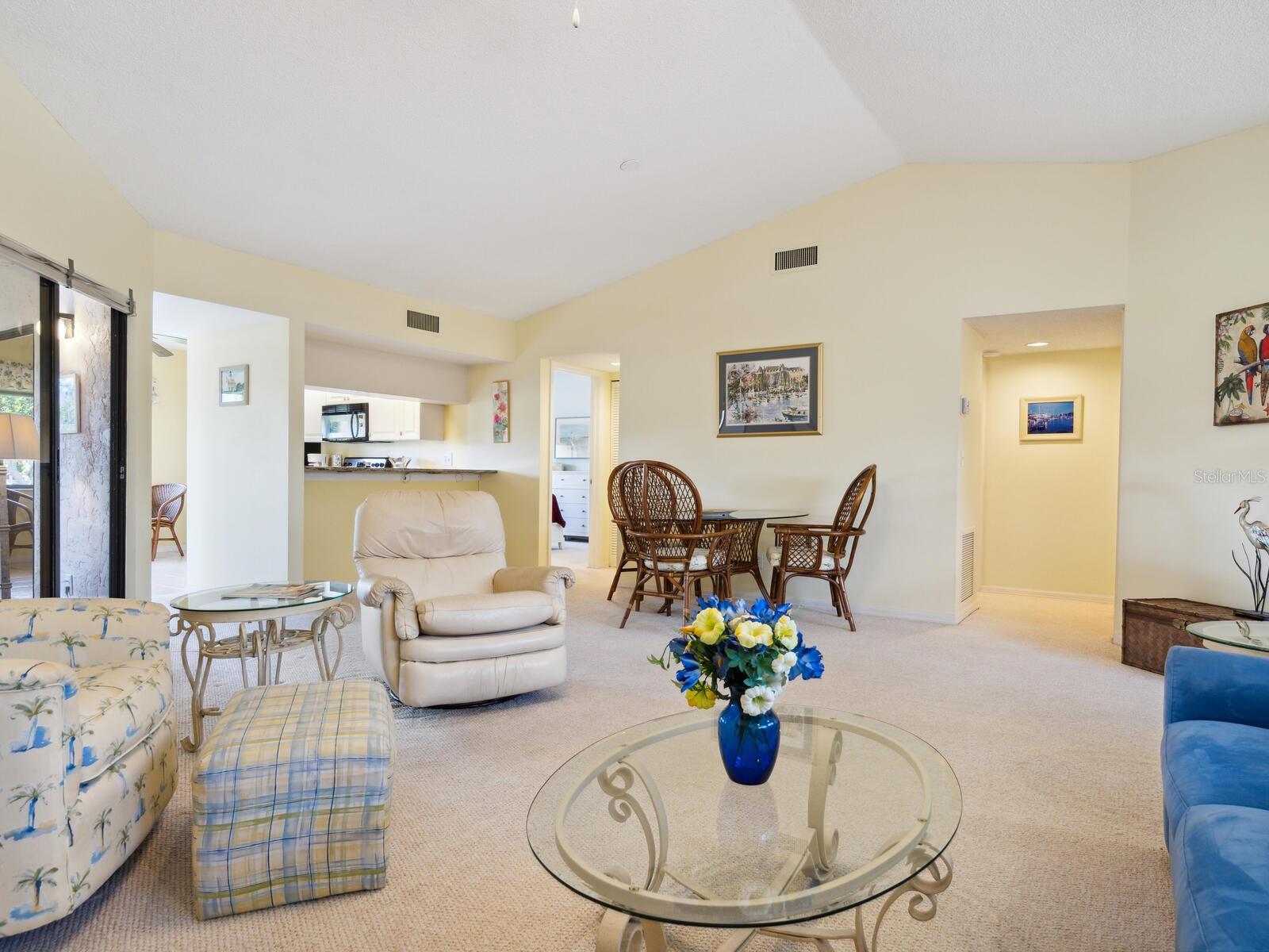 5228 LANDINGS BLVD #202