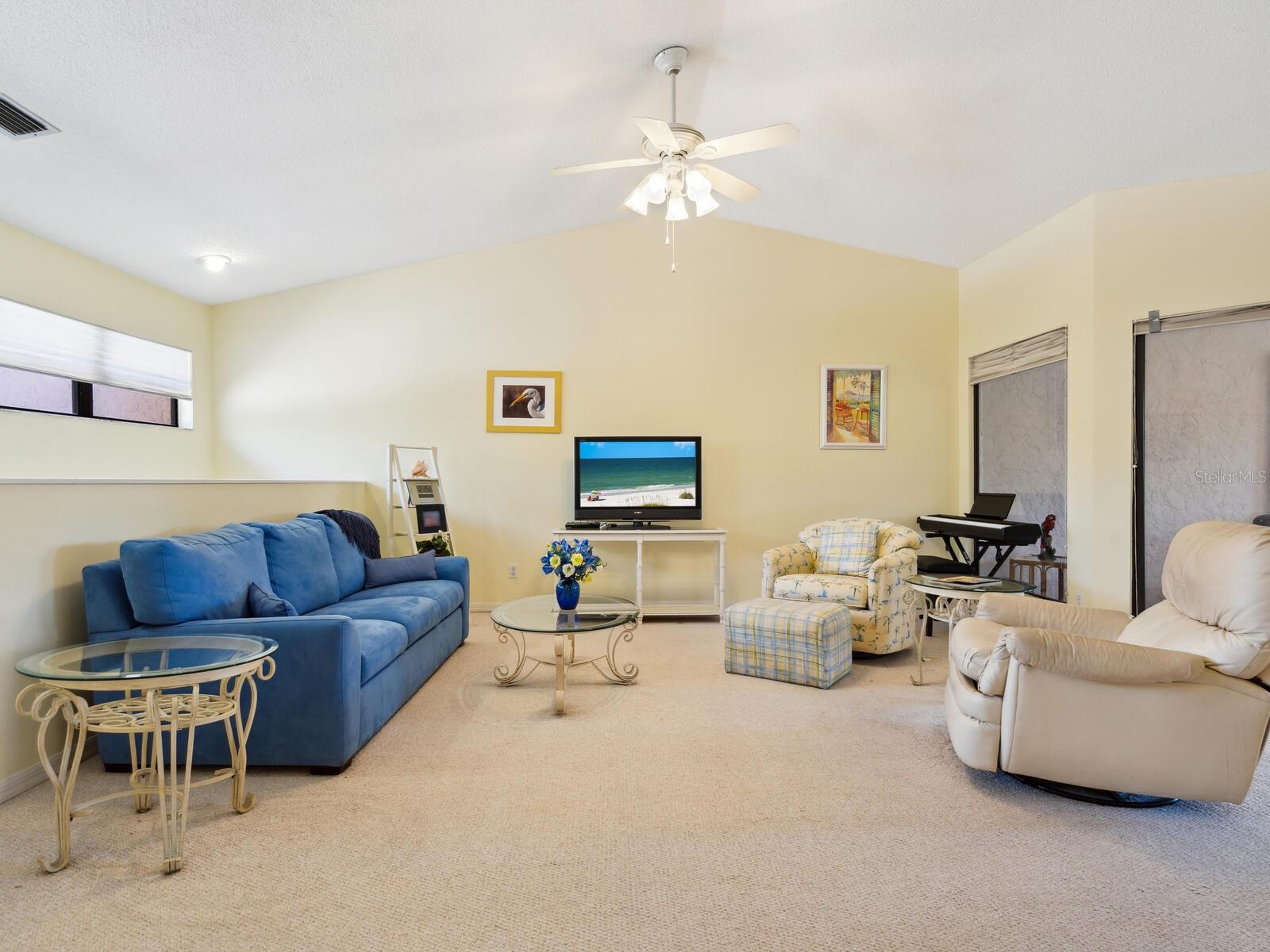 5228 LANDINGS BLVD #202