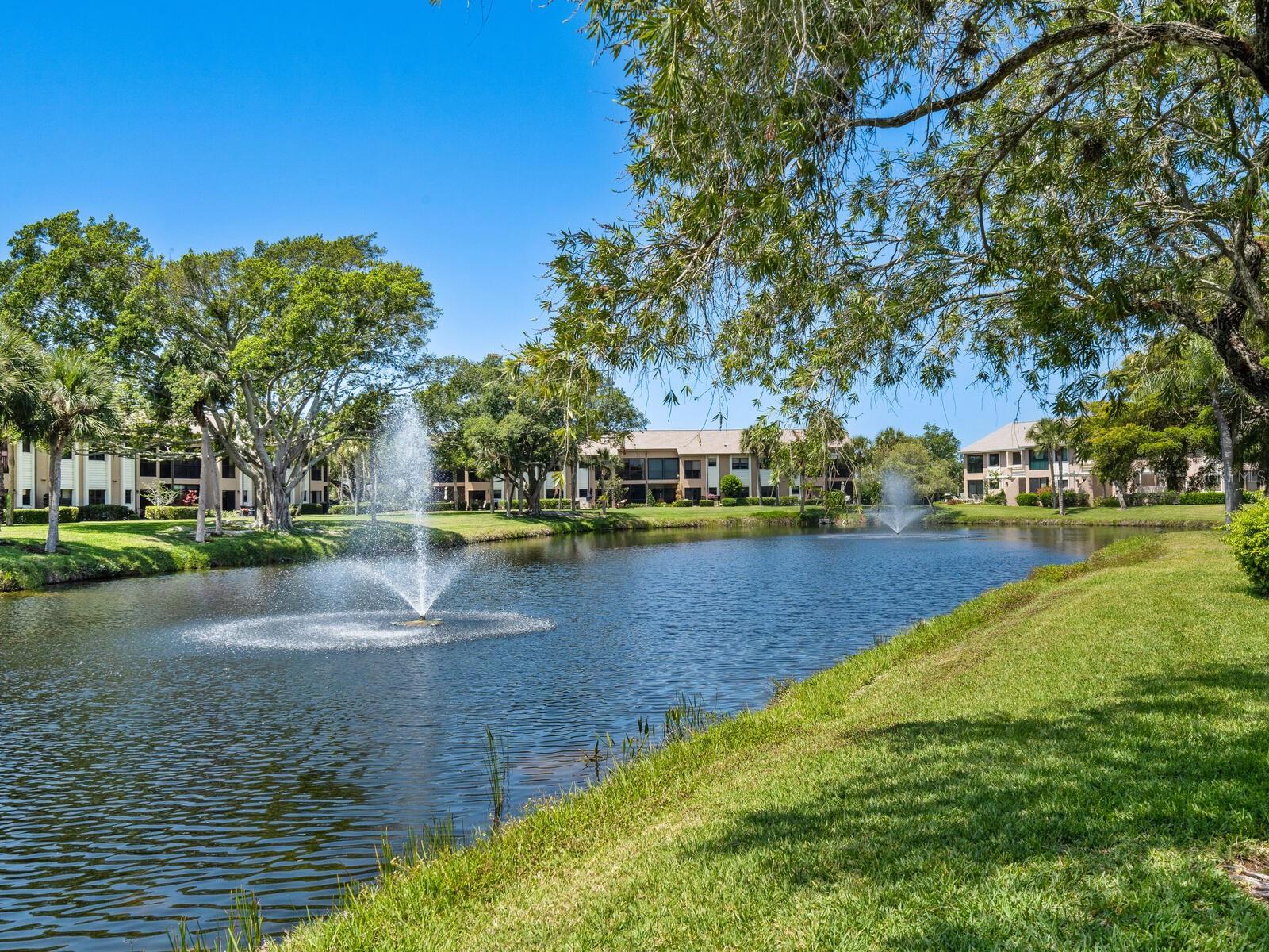 5228 LANDINGS BLVD #202