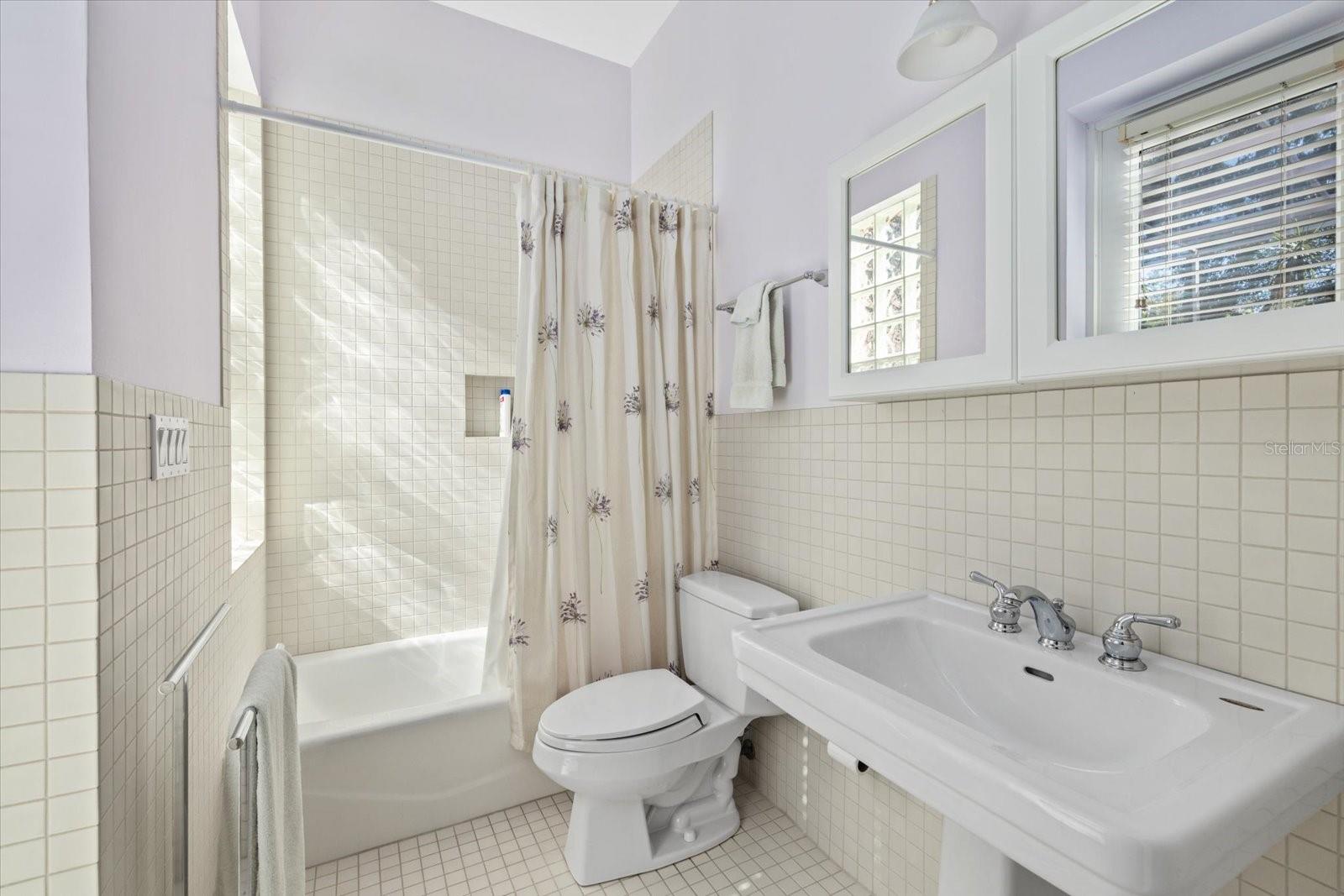 4939 PEREGRINE POINT WAY