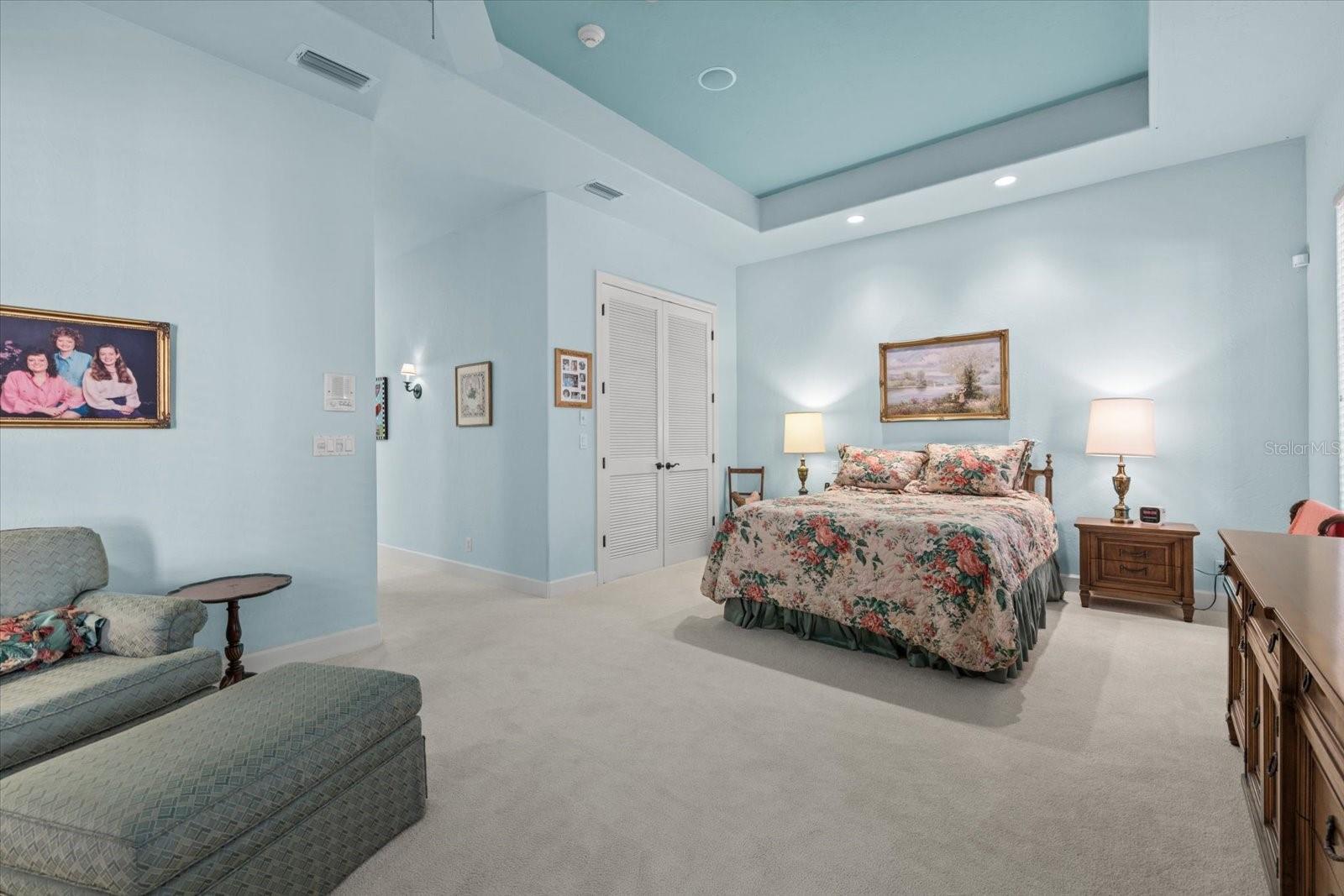 4939 PEREGRINE POINT WAY