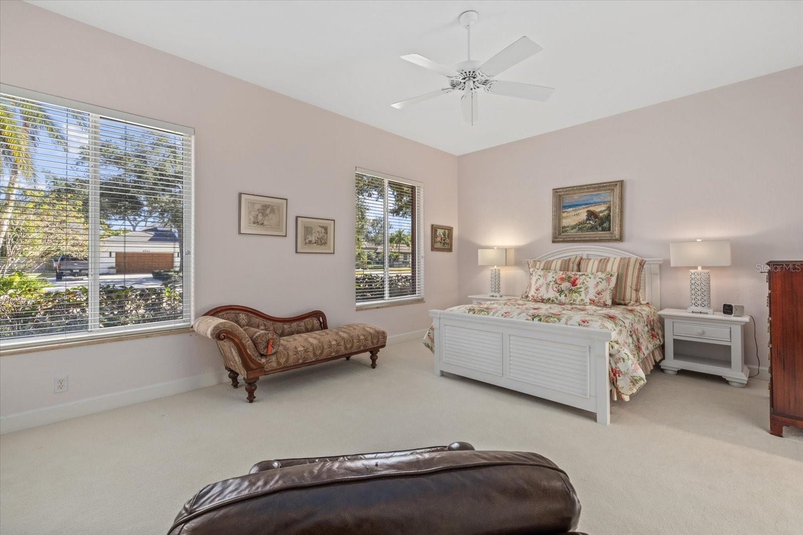 4939 PEREGRINE POINT WAY