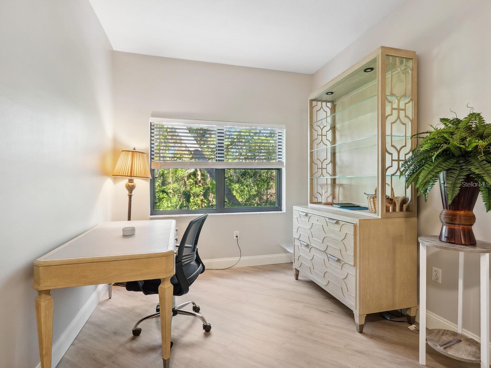 1680 STARLING DR #101