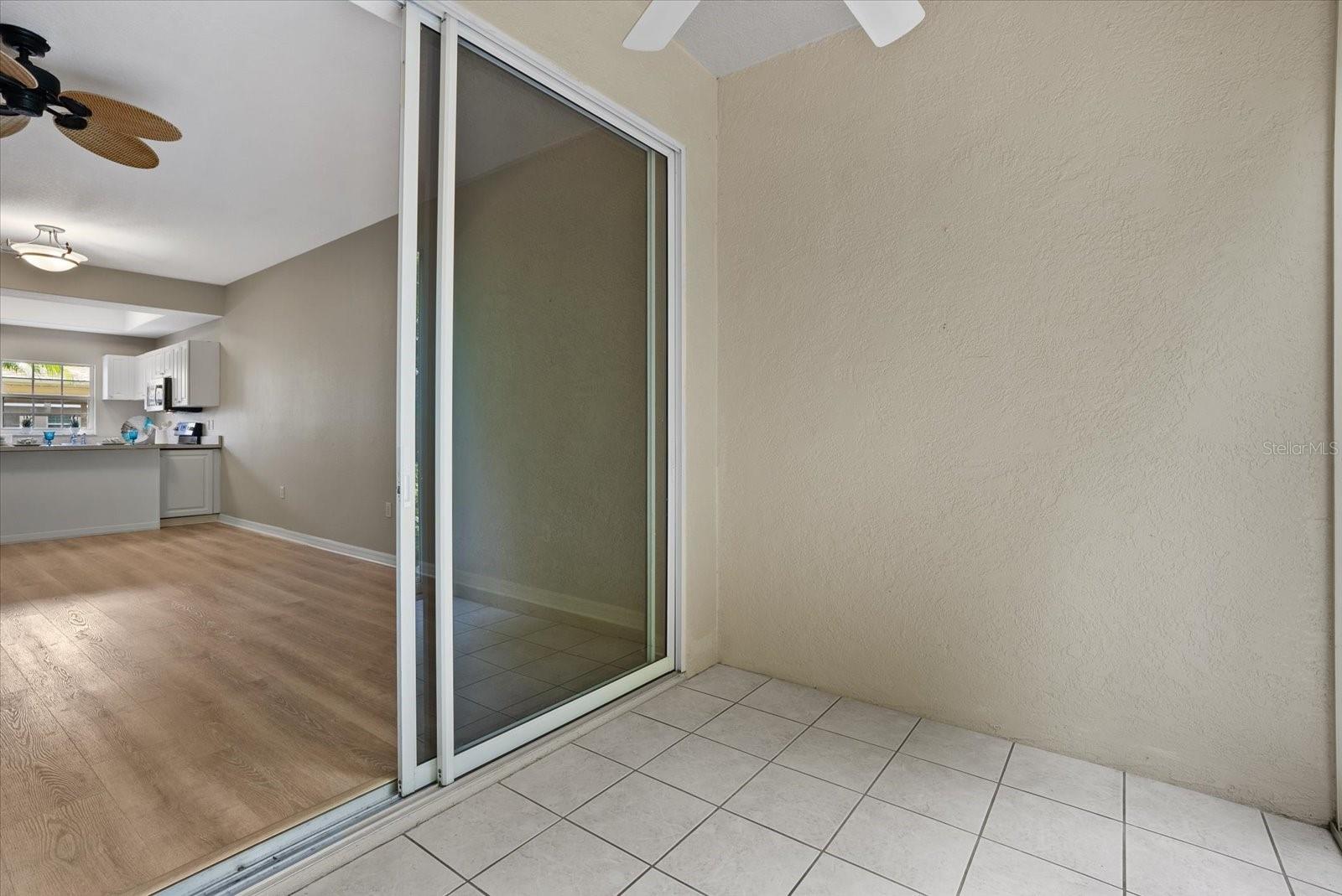 4275 CASTLEBRIDGE LN #1312