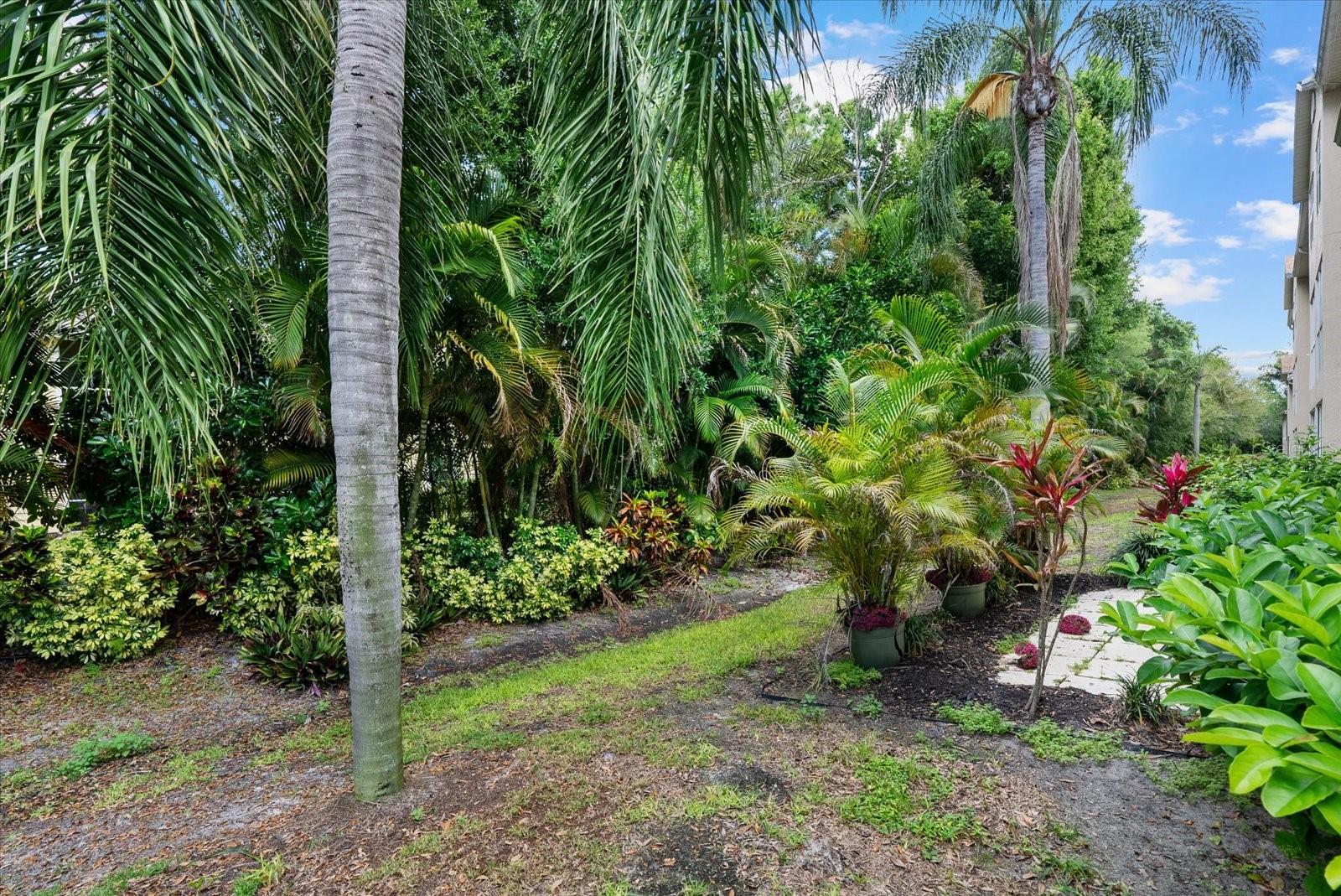 4275 CASTLEBRIDGE LN #1312