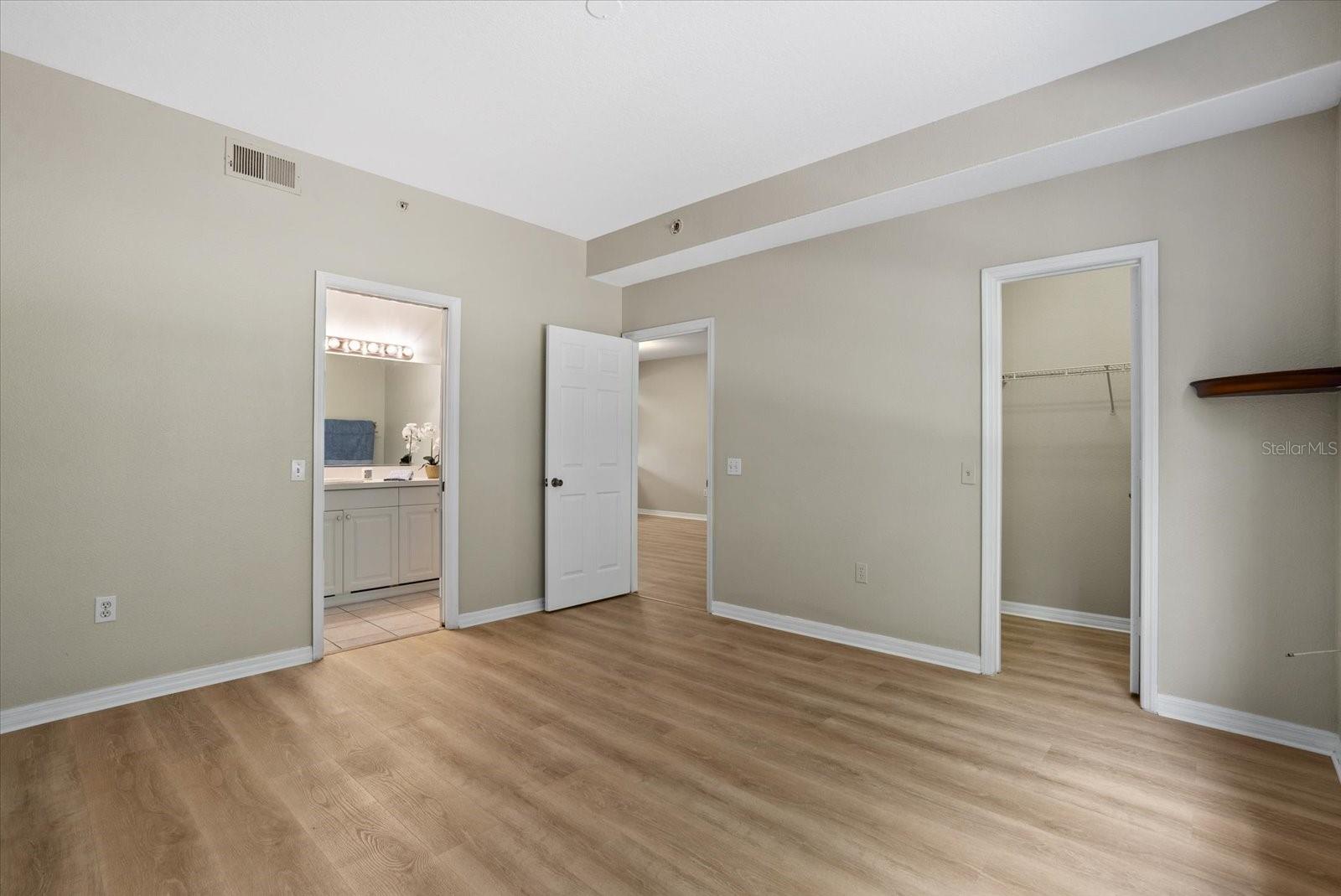 4275 CASTLEBRIDGE LN #1312