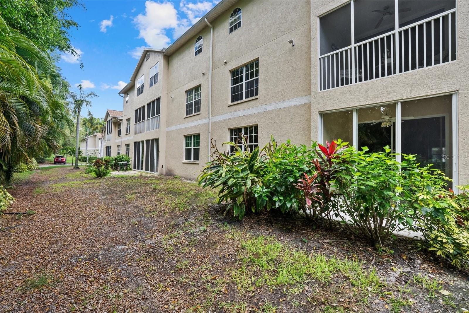 4275 CASTLEBRIDGE LN #1312