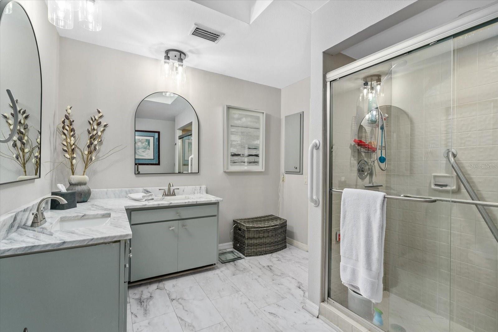 3862 WILSHIRE CIR W #107