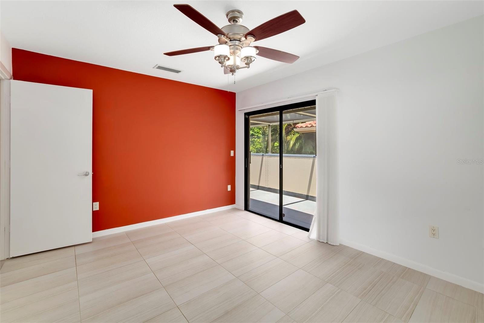 4820 KESTRAL PARK CIR #18