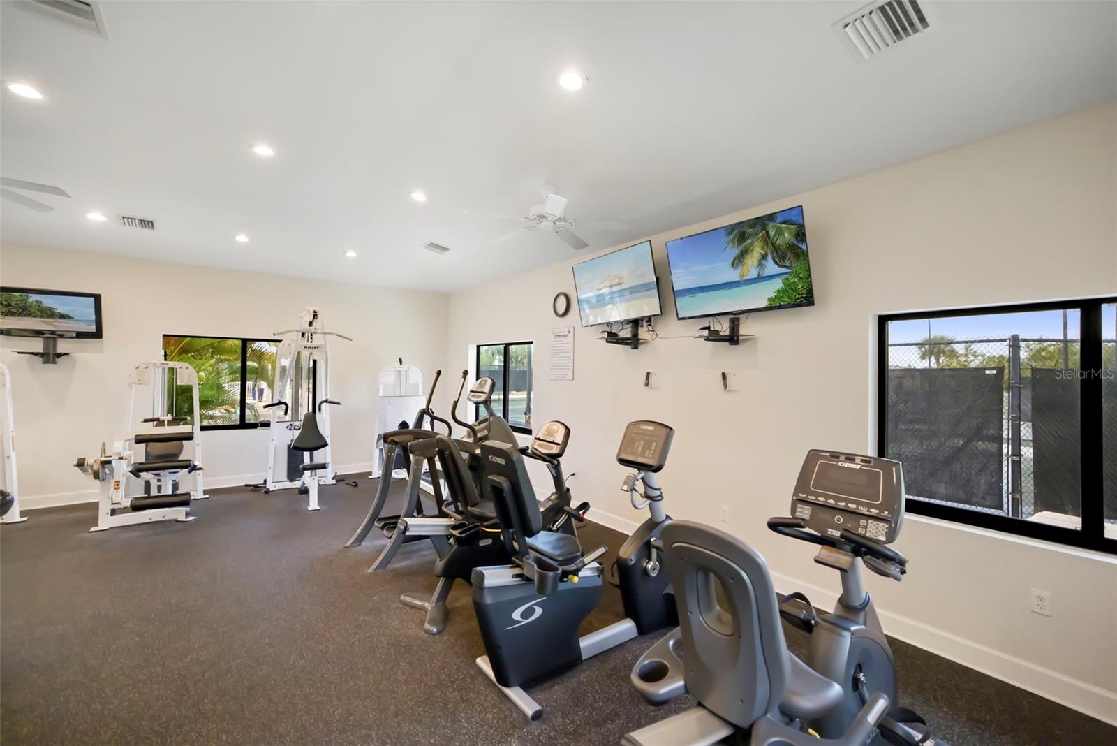 4820 KESTRAL PARK CIR #18