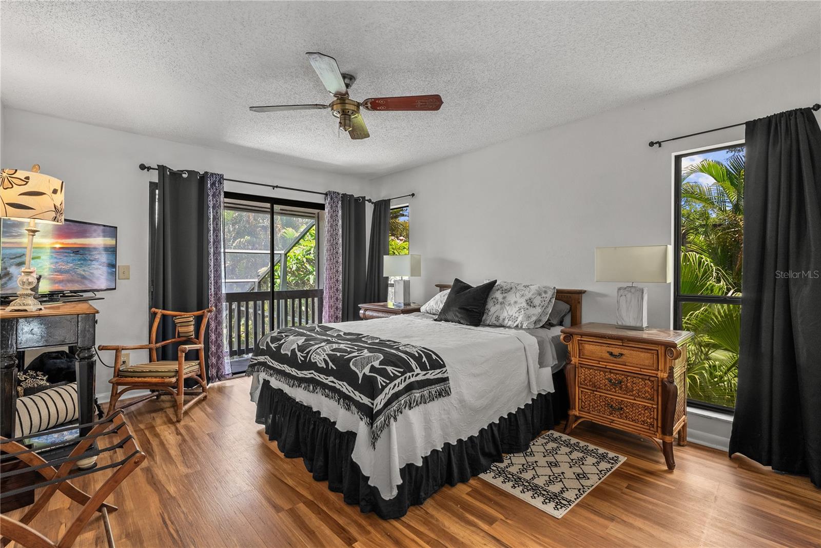 1475 LANDINGS CIR #43