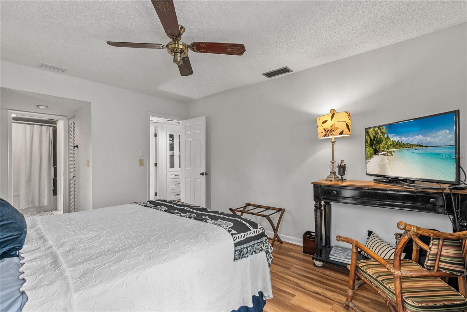 1475 LANDINGS CIR #43