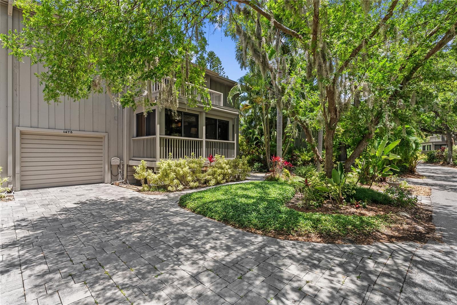 1475 LANDINGS CIR #43