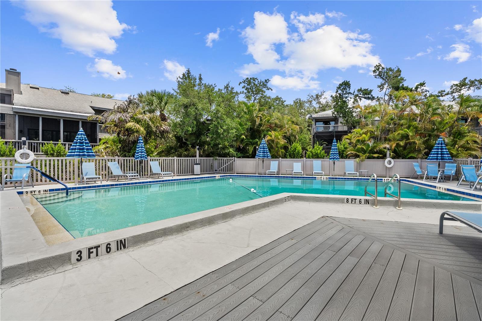 1475 LANDINGS CIR #43